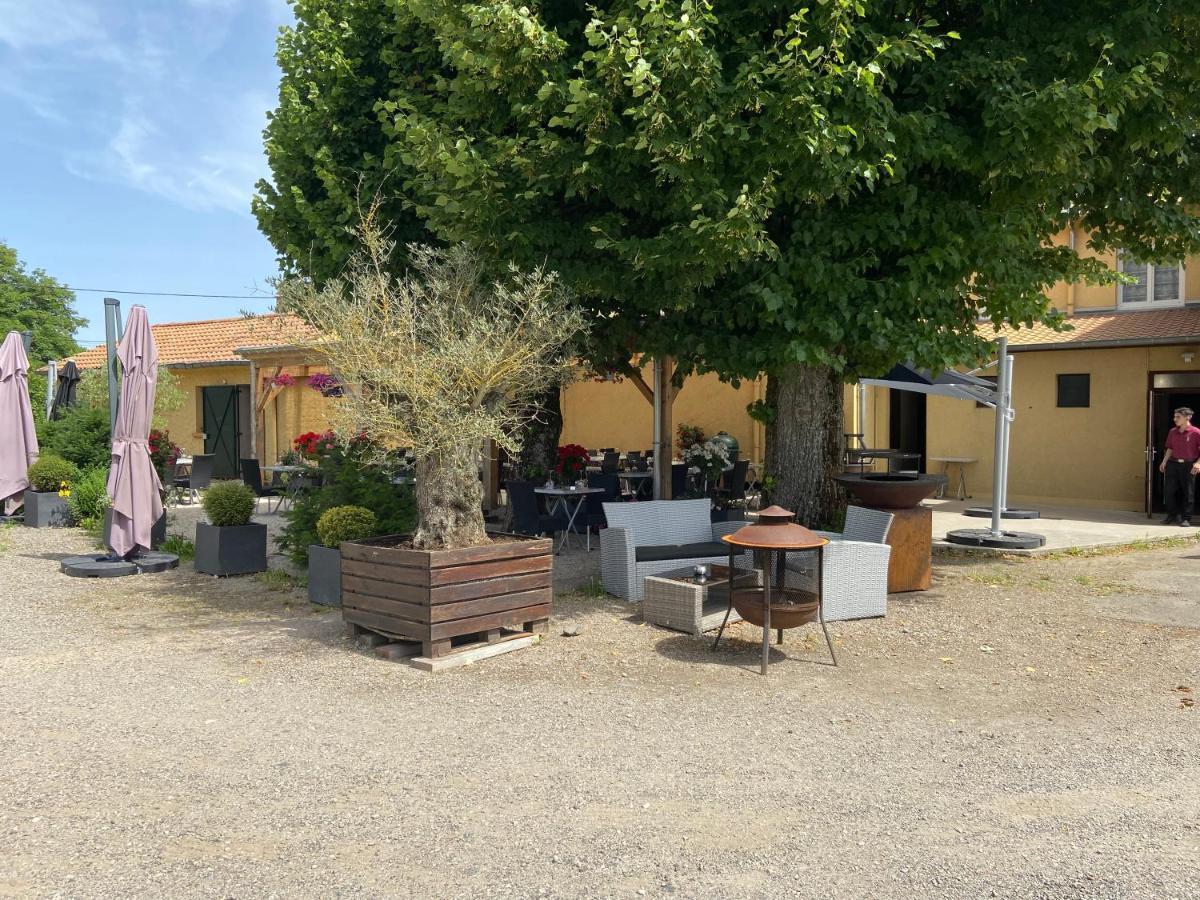 Logis L'Auberge Du Gros Silly-sur-Nied Buitenkant foto