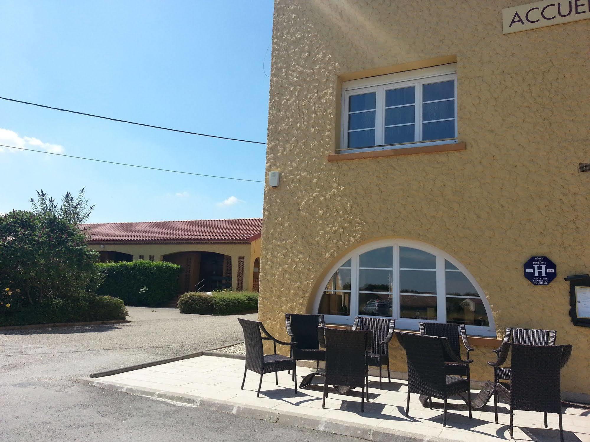 Logis L'Auberge Du Gros Silly-sur-Nied Buitenkant foto